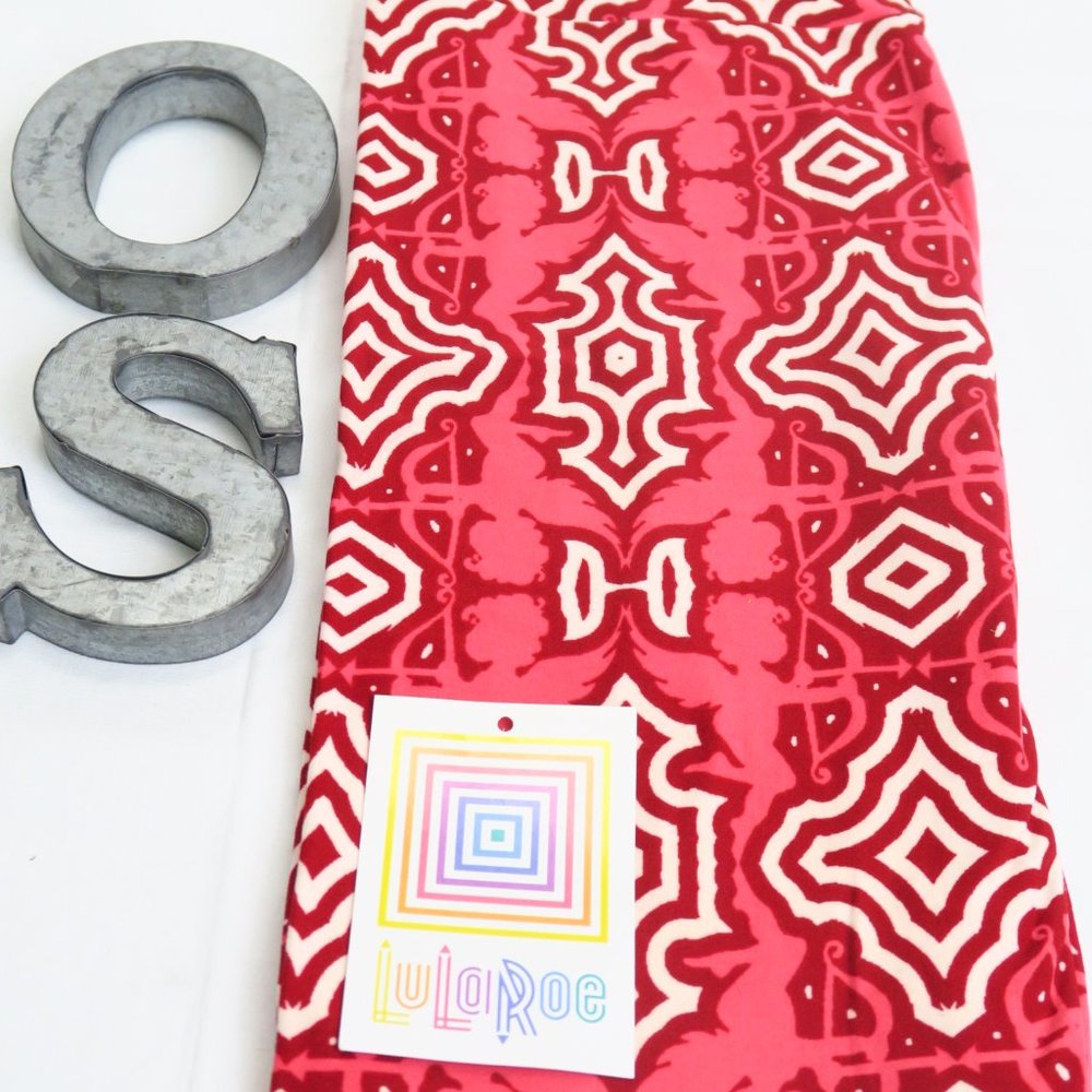 NWT LuLaRoe Leggings One Size / OS Cherub Cupid